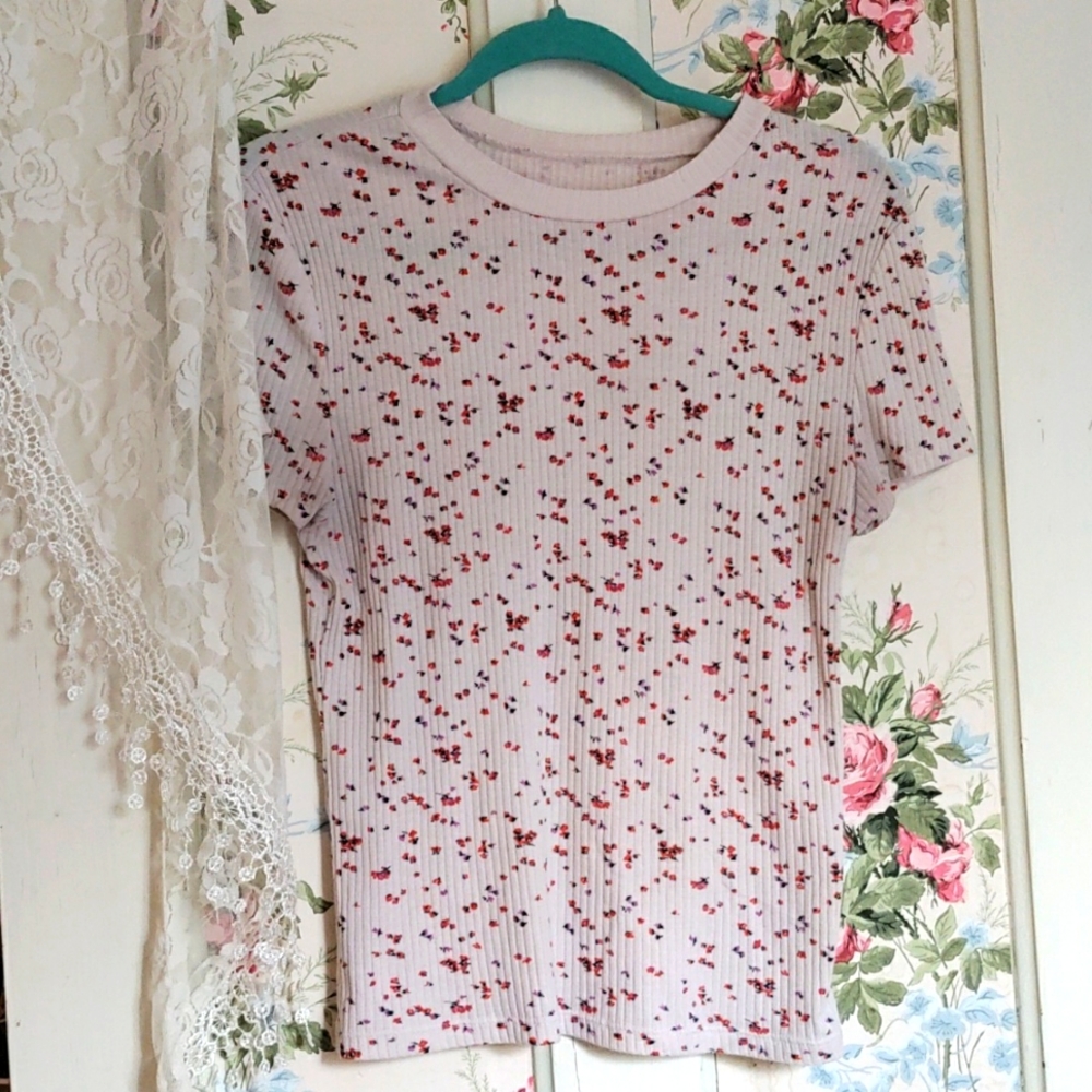 Ribbed Floral T-shirt